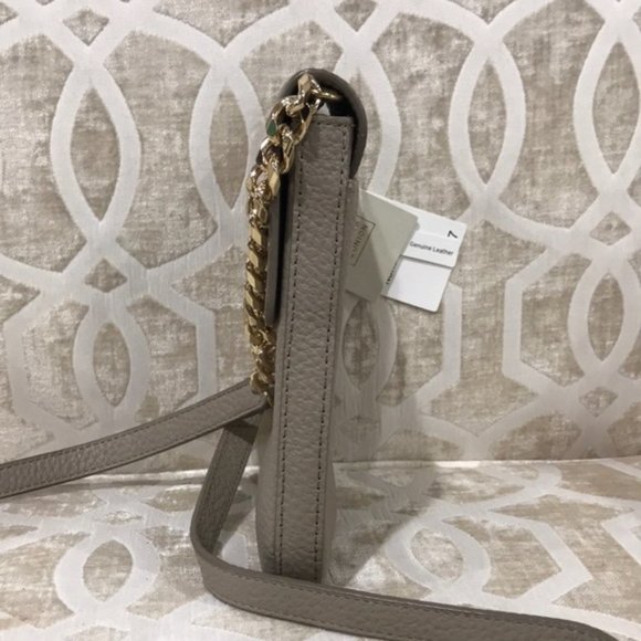 14th & Union Leather Phone Crossbody Bag - Picture 6 of 9